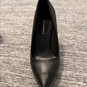 Black Women's Pumps
